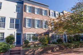 Sojourn Capitol Hill 1 BR with Patio & Grill